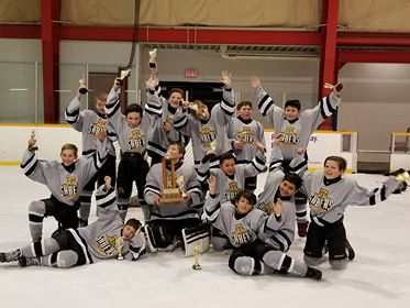 Grey_Peewee_Team_B_Cup_Winners.jpg